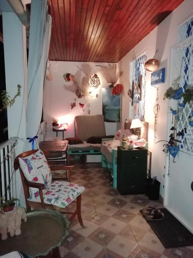 Chambre D'Hote La Calebasse 생트안느 외부 사진